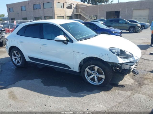 2020 PORSCHE MACAN WP1AA2A55LLB02192 Photo 0