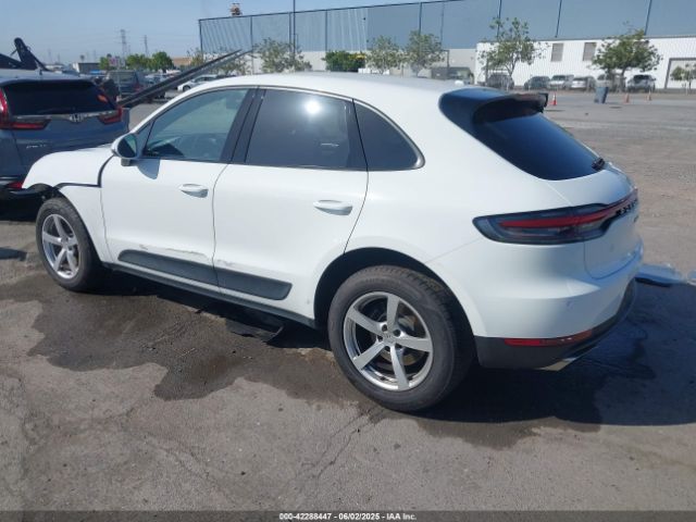 2020 PORSCHE MACAN WP1AA2A55LLB02192 Photo 2