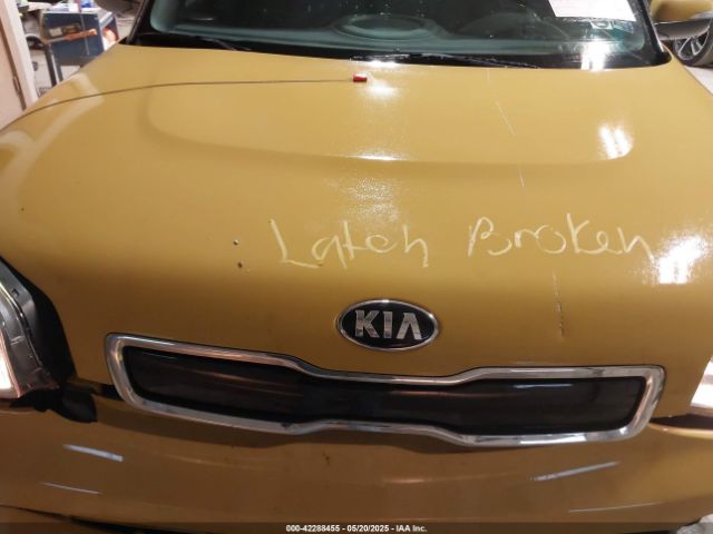 KNDJX3A51E7054157 KIA Soul !