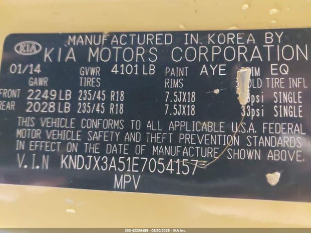 KNDJX3A51E7054157 KIA Soul !