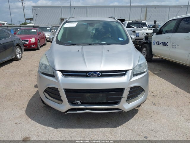 1FMCU0JX5GUB46969 Ford Escape Titanium