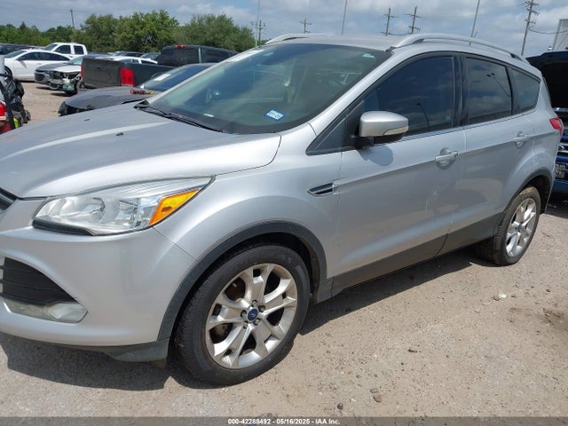 1FMCU0JX5GUB46969 Ford Escape Titanium