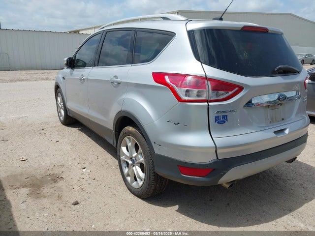 1FMCU0JX5GUB46969 Ford Escape Titanium