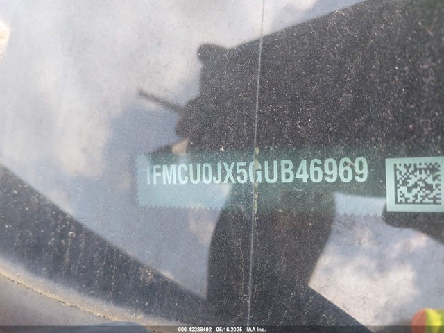 1FMCU0JX5GUB46969 Ford Escape Titanium