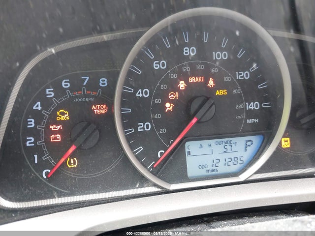 JTMRFREV9FD108990 Toyota Rav4 Xle