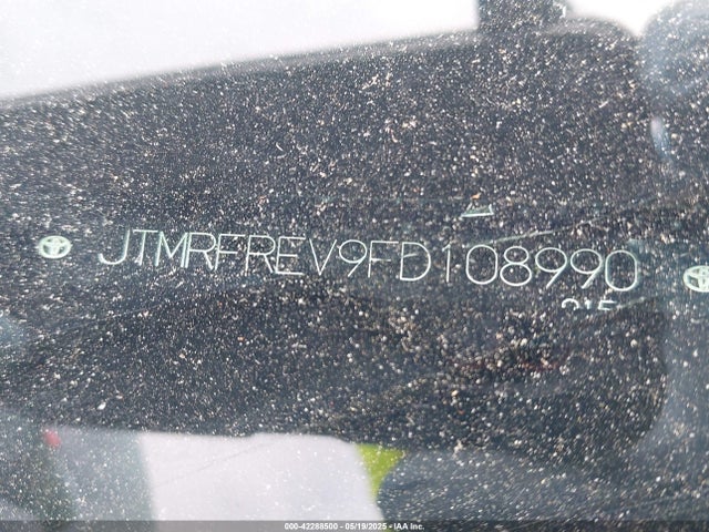 JTMRFREV9FD108990 Toyota Rav4 Xle