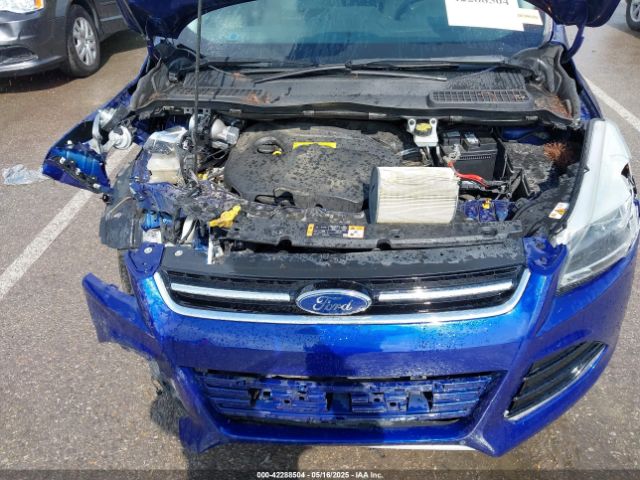 1FMCU0JX6GUC24000 Ford Escape Titanium