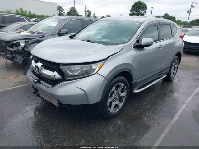 2018 HONDA CR-V 2HKRW2H57JH686236 Photo 1