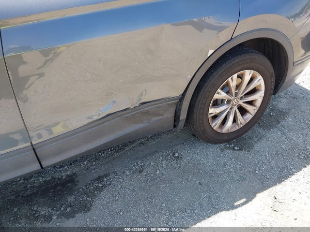 3VV1B7AX3JM058641 Volkswagen 2018