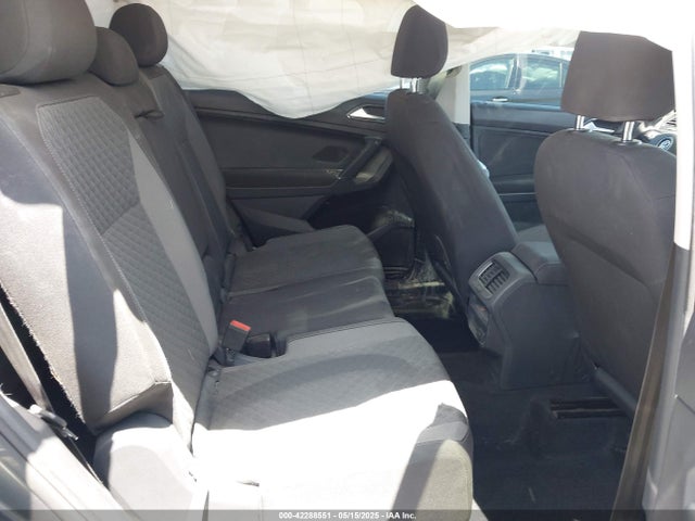 3VV1B7AX3JM058641 Volkswagen 2018
