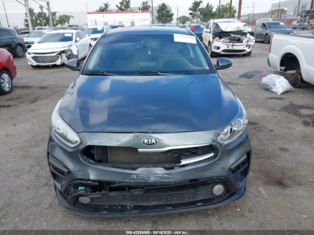3KPF24AD8LE177646 KIA Forte Lxs