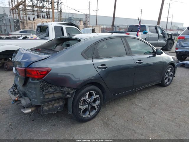 3KPF24AD8LE177646 KIA Forte Lxs