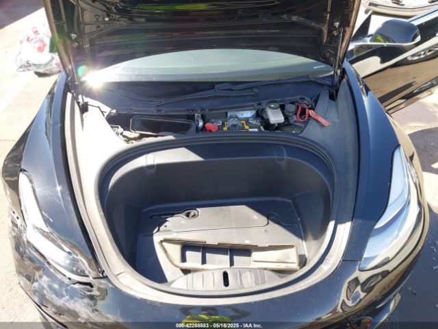 5YJ3E1EA8KF395684 Tesla MODEL 3
