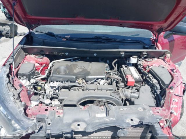 2T3H1RFV8MW179820 Toyota RAV4 LE