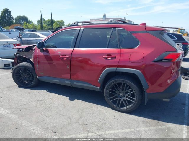 2T3H1RFV8MW179820 Toyota RAV4 LE