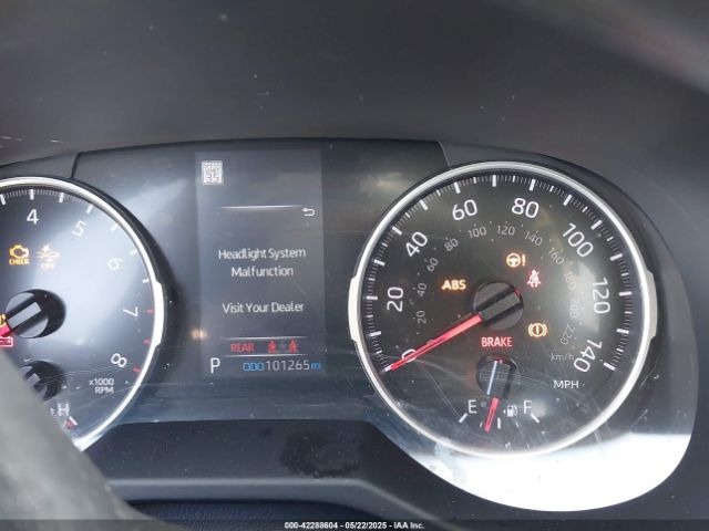 2T3H1RFV8MW179820 Toyota RAV4 LE