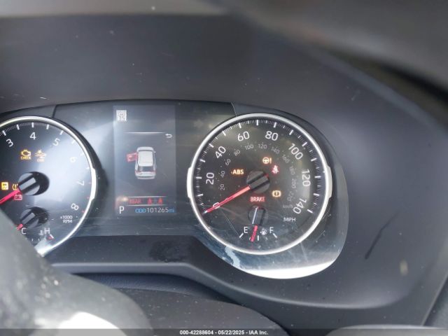 2T3H1RFV8MW179820 Toyota RAV4 LE