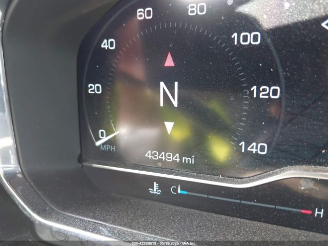 3GTUUCED2NG585007 GMC Sierra 1500 4wd  Short Box Elevation With 3sb