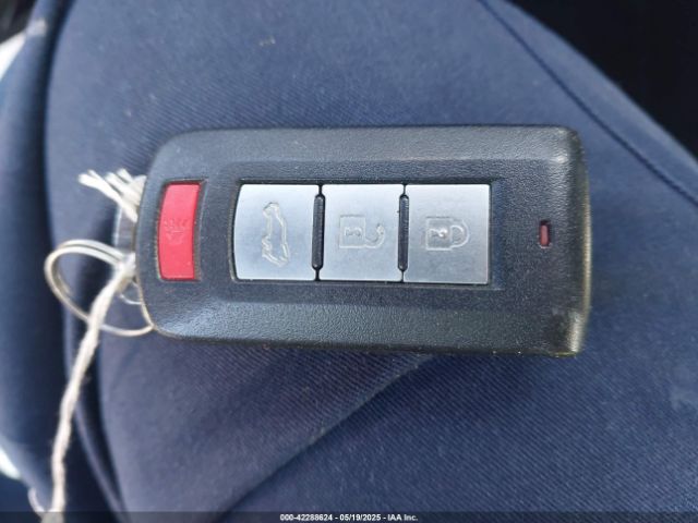 2020 MITSUBISHI OUTLANDER JA4AD3A3XLJ000812 Photo 10