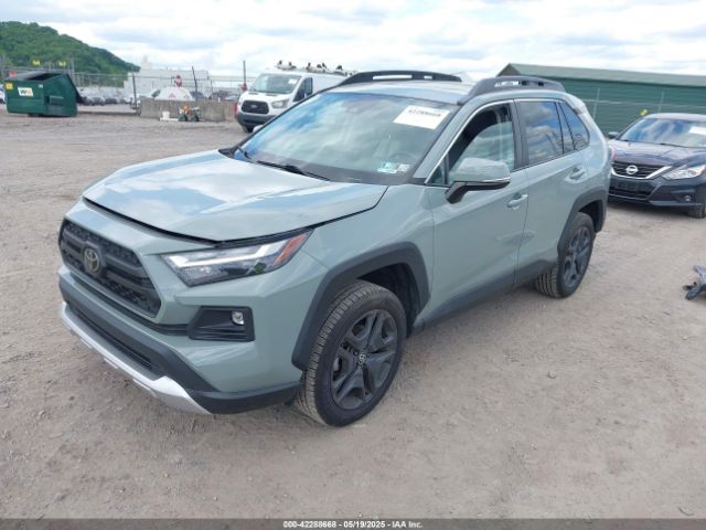 2T3J1RFV2NW267281 Toyota Rav4 Adventure