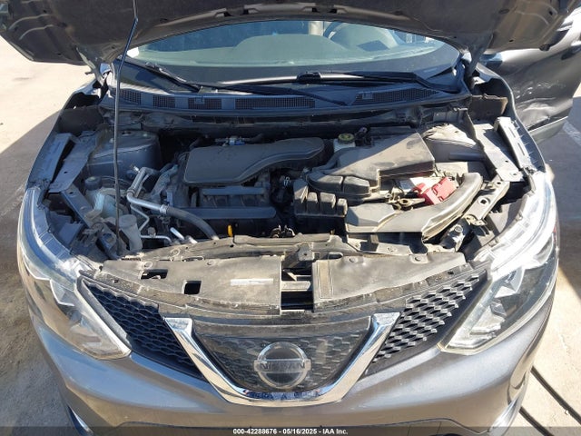 JN1BJ1CP6KW214496 Nissan Rogue Sport Sv