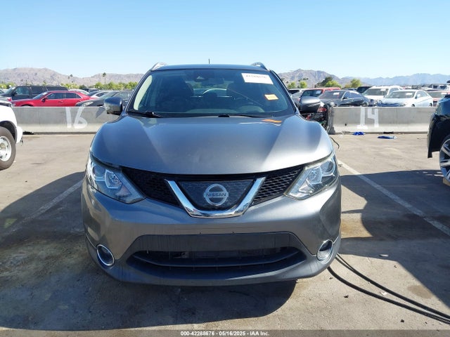 JN1BJ1CP6KW214496 Nissan Rogue Sport Sv