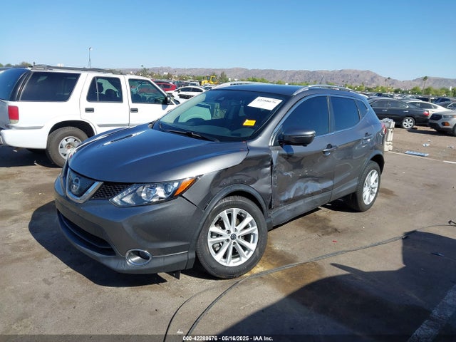 JN1BJ1CP6KW214496 Nissan Rogue Sport Sv
