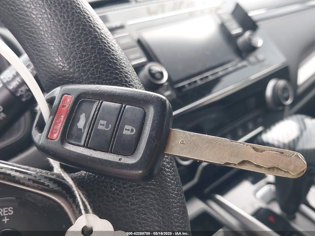 2HKRW6H31HH219765 Honda CR-V LX
