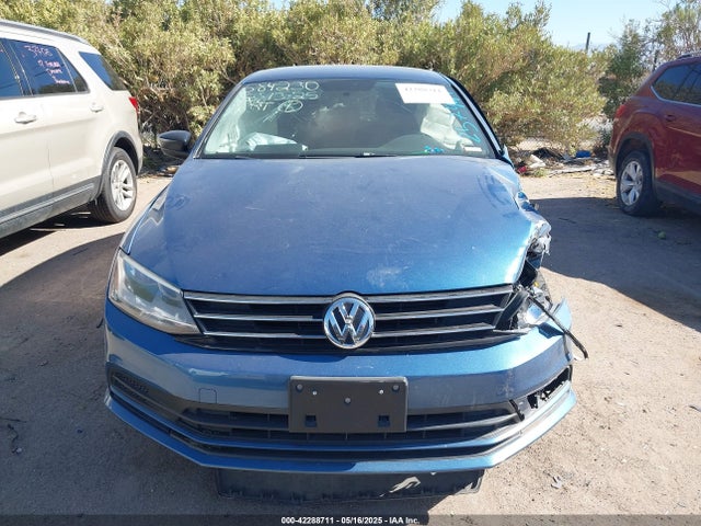 3VWD17AJ5FM257947 Volkswagen Jetta