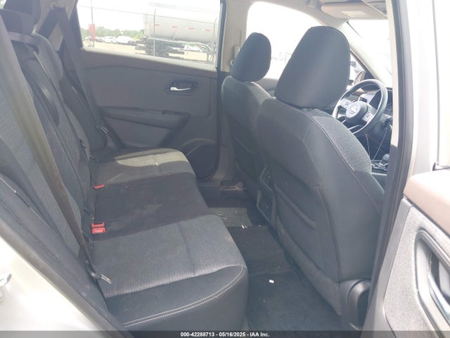 5N1BT3BA9NC687584 Nissan Rogue Sv Fwd