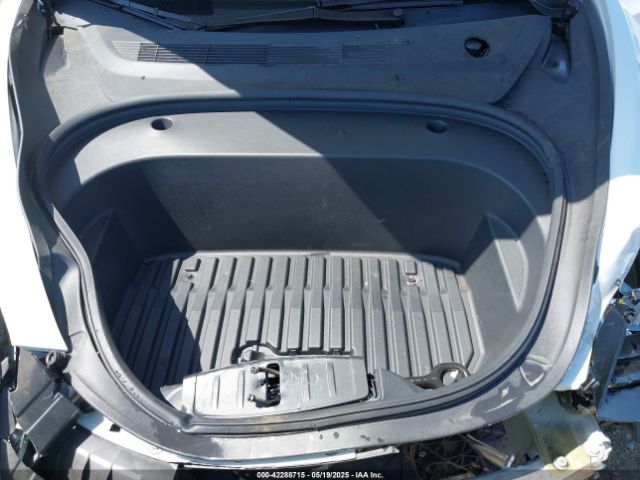 2023 TESLA MODEL 3 5YJ3E1EA2PF571569 Photo 9