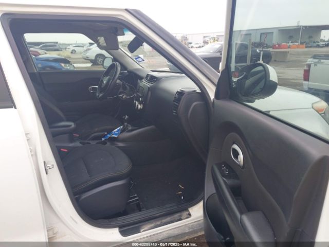 KNDJP3A55G7306656 KIA SOUL +
