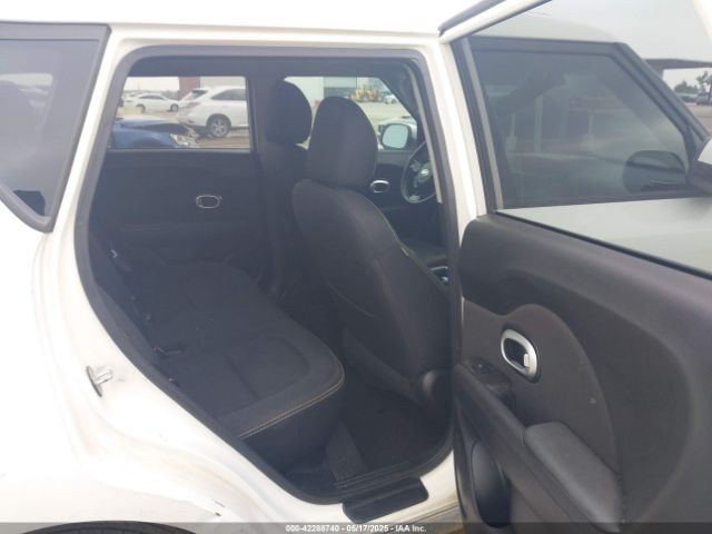 KNDJP3A55G7306656 KIA SOUL +