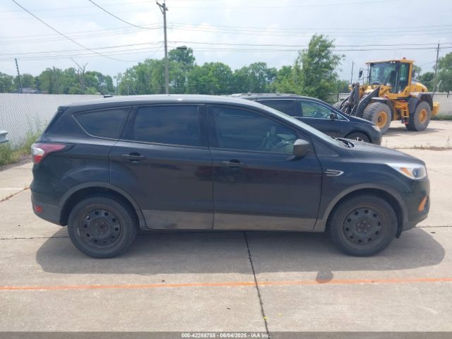 1FMCU0F75HUA38541 Ford ESCAPE S
