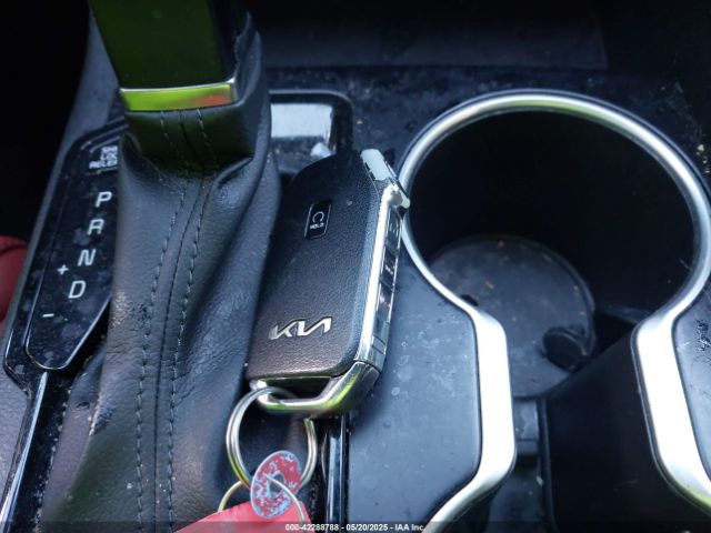 5XXG64J25PG178807 KIA K5 Gt-line