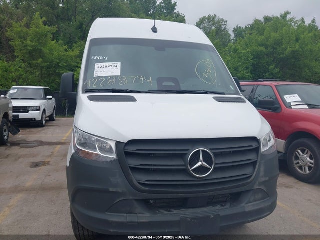 W1Z4KGHY7ST217701 Mercedes-Benz Sprinter 2500 High Roof 4-cyl Diesel