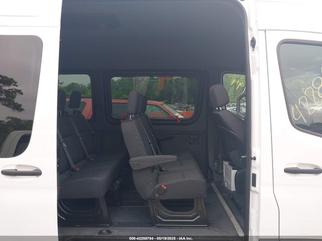 W1Z4KGHY7ST217701 Mercedes-Benz Sprinter 2500 High Roof 4-cyl Diesel