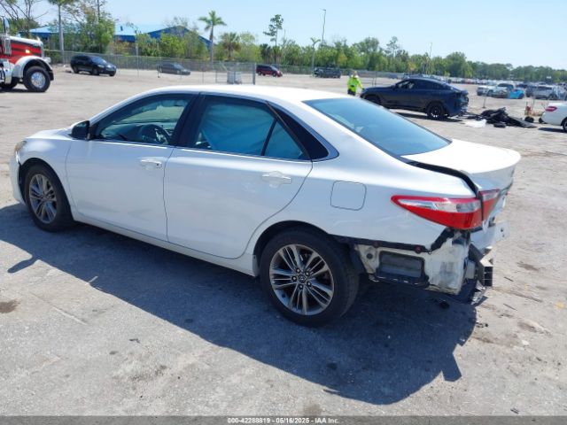 4T1BF1FK4HU775942 Toyota CAMRY SE