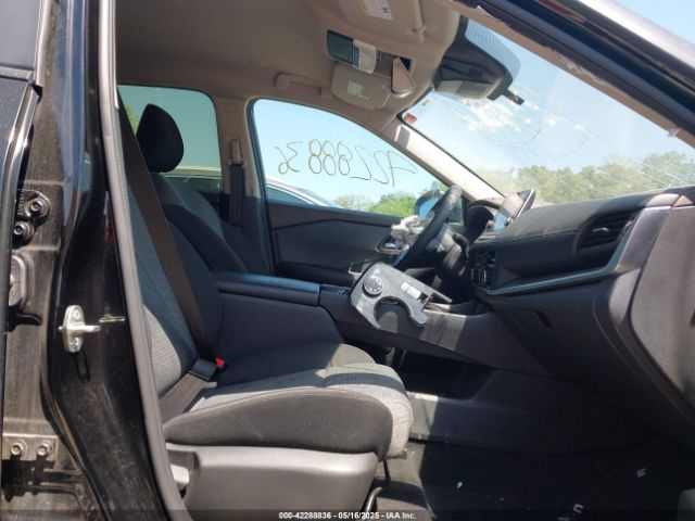 JN8BT3BB2PW481302 Nissan Rogue Sv Intelligent Awd