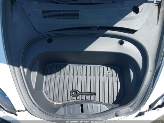 5YJ3E1EA1PF431772 Tesla Model 3 Rear-wheel Drive