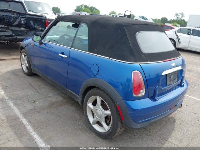 2006 MINI COOPER WMWRF33566TF65679 Photo 2
