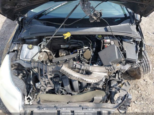 1FADP3F22EL102788 Ford FOCUS SE