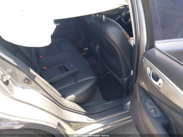 JN1EV7AP6HM737917 Infiniti Q50 3.0t Premium