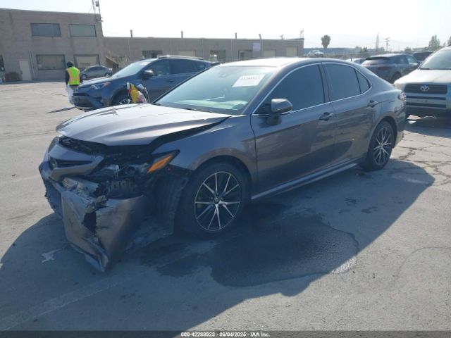 4T1G11AK4NU643125 Toyota CAMRY SE