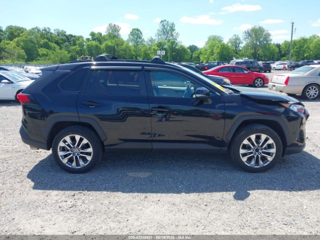 2T3A1RFV1MC247524 Toyota Rav4 Xle Premium