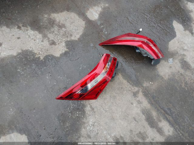 4T1BK1EB2JU285938 Toyota AVALON XLE