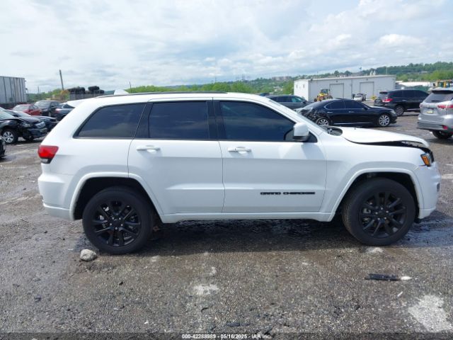 1C4RJFAG5MC566243 Jeep Grand Cherokee Laredo X 4x4