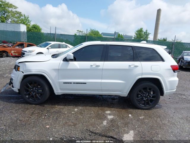 1C4RJFAG5MC566243 Jeep Grand Cherokee Laredo X 4x4