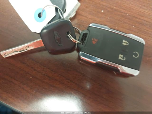 1GCVKREC9HZ371723 Chevrolet Silverado 1500 1lt