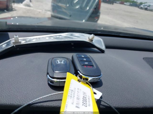 3CZRZ2H3XRM717758 Honda Hr-v Awd Lx